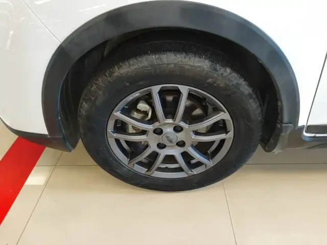 Geely Vision X3 — Фото автомобиля 22