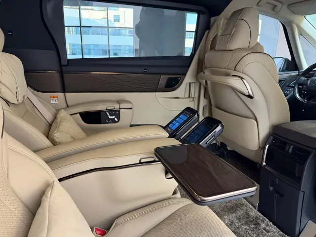 Toyota Vellfire — Фото автомобиля 19