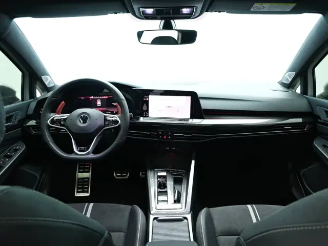 Volkswagen Golf — Фото автомобиля 14