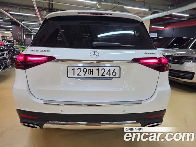 Mercedes-Benz GLE-Class — Фото автомобиля 18