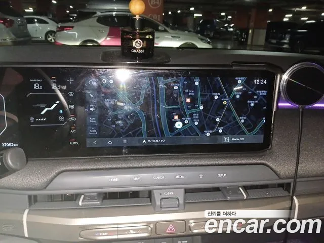 Kia EV3 — Фото автомобиля 12