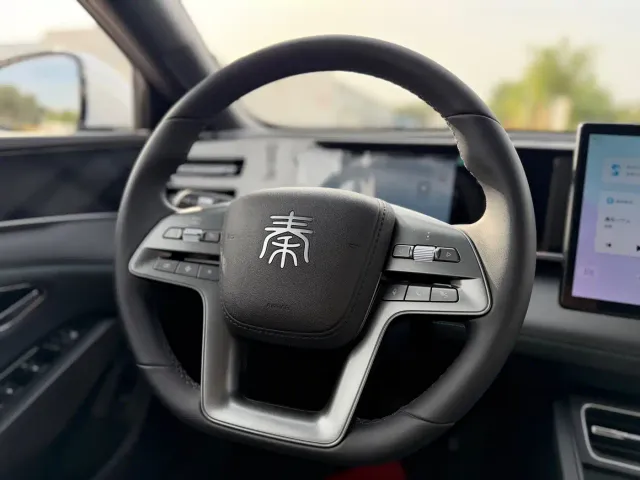 BYD Qin L — Фото автомобиля 12