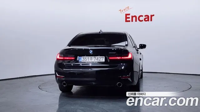 BMW 3-Series 3 серия (G20) 320i Luxury — Фото автомобиля 4