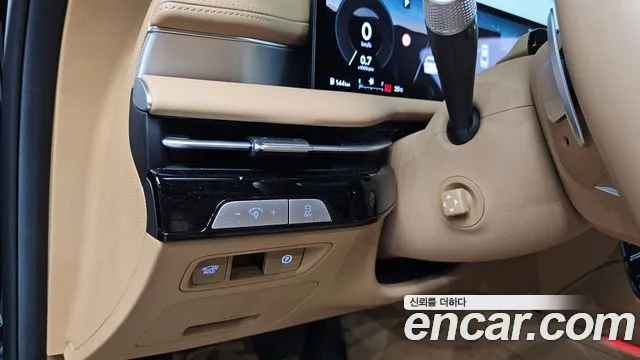 Genesis G80 Бензин 2.5 турбо AWD — Фото автомобиля 15