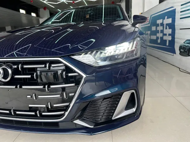 Audi A7L — Фото автомобиля 5