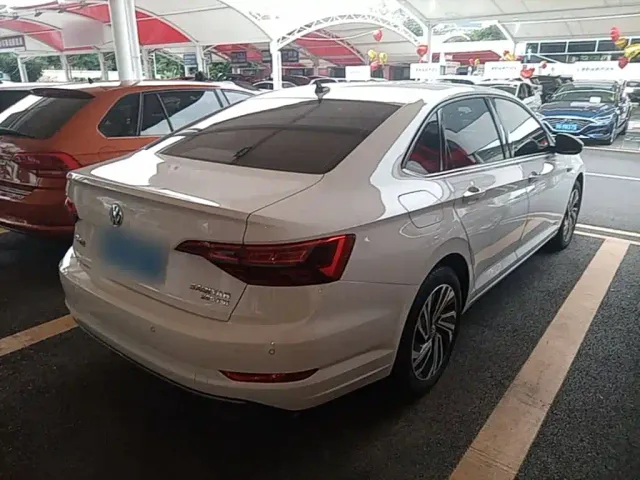 Volkswagen Sagitar — Фото автомобиля 6