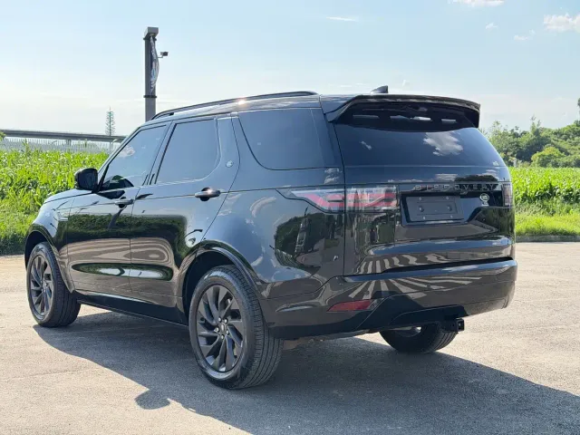 Land Rover Discovery — Фото автомобиля 7