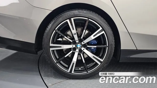 BMW 5-Series 5 серия (G60) 530i xDrive M Sport — Фото автомобиля 2