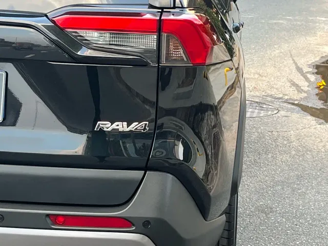 Toyota RAV4 — Фото автомобиля 19
