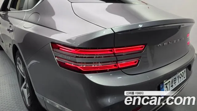 Genesis G80 Бензин 2.5 турбо AWD — Фото автомобиля 19