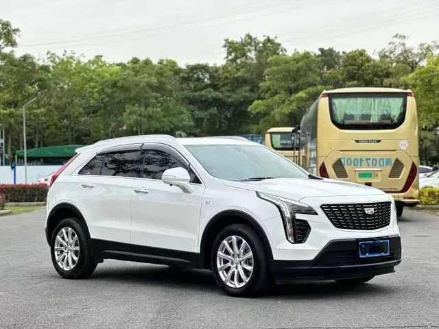 Cadillac XT4 — Фото автомобиля 3