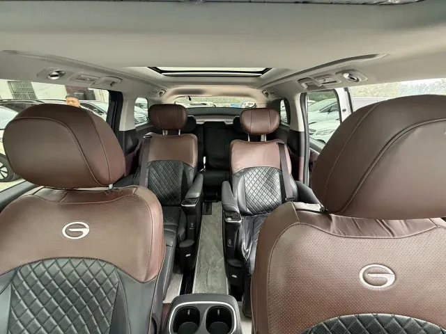 GAC Trumpchi M8 — Фото автомобиля 9