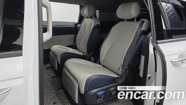 Kia Carnival 4th Gen — Фото автомобиля 18
