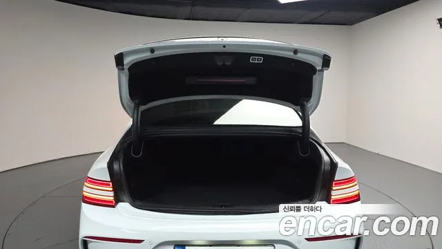 Genesis G80 RG3 — Фото автомобиля 26