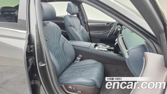Genesis G80 RG3 — Фото автомобиля 11