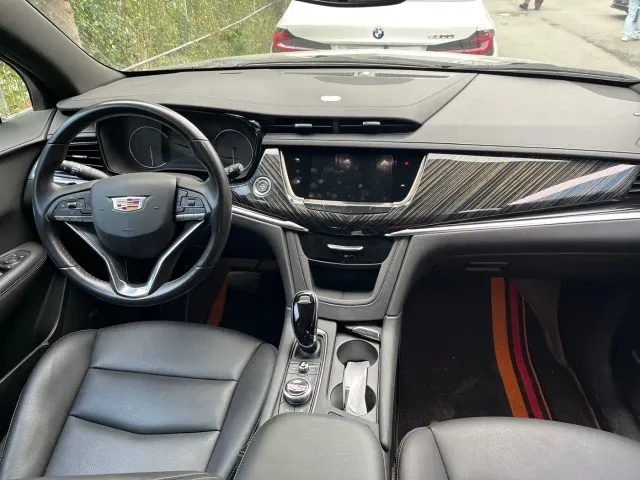 Cadillac XT6 — Фото автомобиля 5