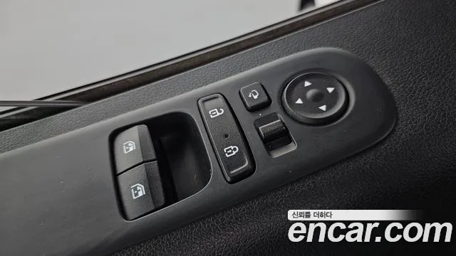 Hyundai Staria — Фото автомобиля 27