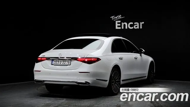 Mercedes-Benz S-Class — Фото автомобиля 2