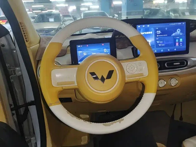Wuling Hongguang Mini EV — Фото автомобиля 10