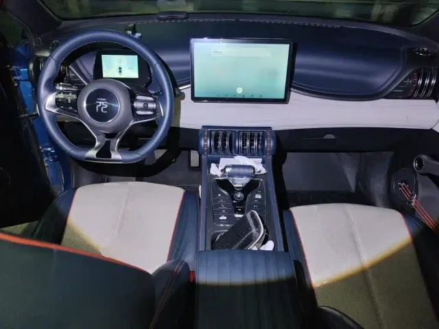 BYD Yuan PLUS — Фото автомобиля 10