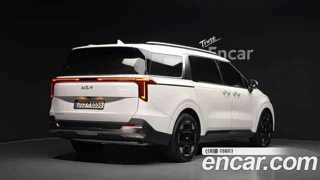 Kia Carnival 4th Gen — Фото автомобиля 2