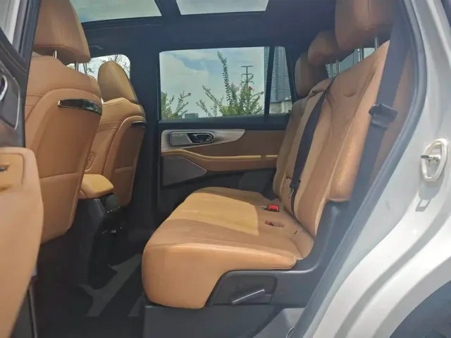 GAC Trumpchi ES9 — Фото автомобиля 8