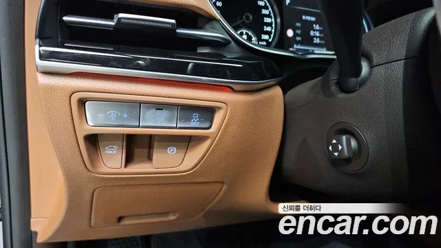 Genesis G80 RG3 — Фото автомобиля 30