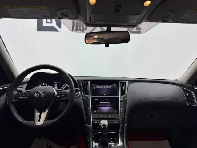 Infiniti Q50L — Фото автомобиля 7