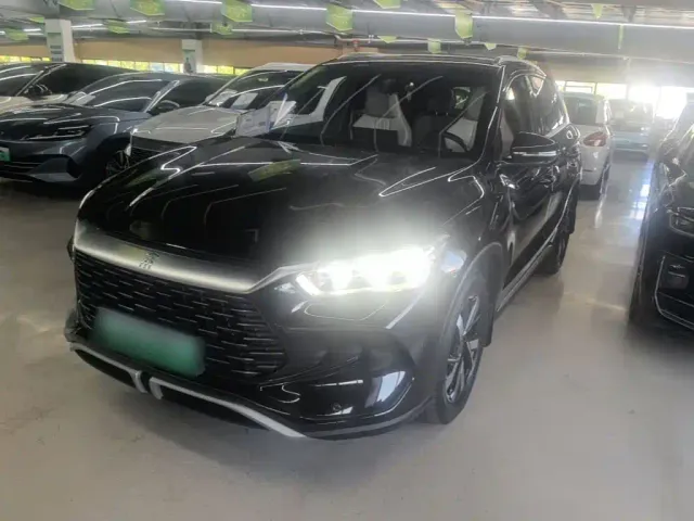 Фотография автомобиля — BYD Song Pro