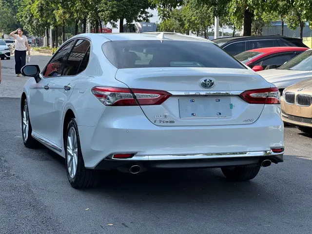 Toyota Camry — Фото автомобиля 7