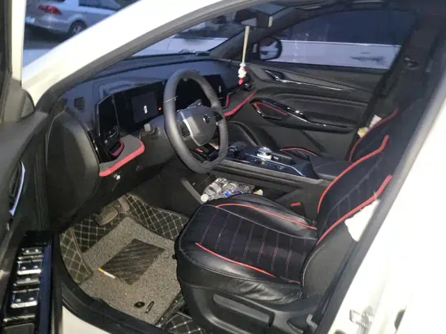 Changan X5 Plus — Фото автомобиля 9