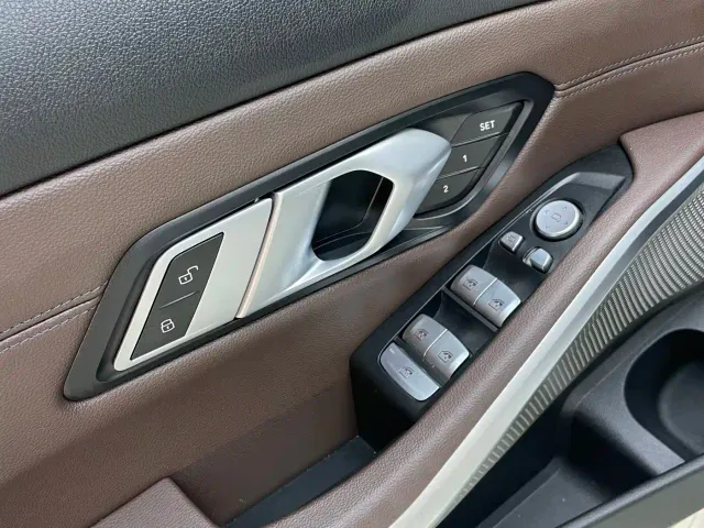 BMW 3 Series — Фото автомобиля 26
