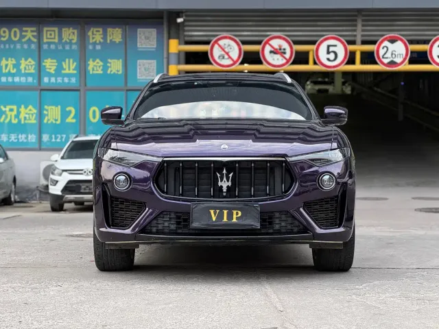 Maserati Levante — Фото автомобиля 2