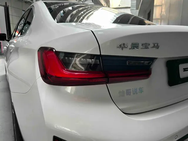 BMW 3 Series — Фото автомобиля 3