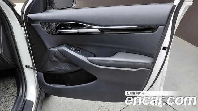 Kia Seltos Новый Seltos Бензин 2.0 2WD — Фото автомобиля 24