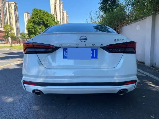Nissan Teana — Фото автомобиля 5