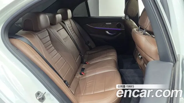 Mercedes-Benz E-Class W213 — Фото автомобиля 17
