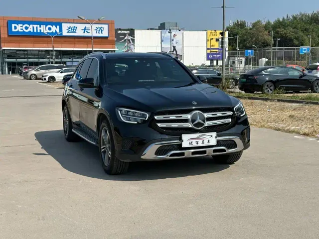 Mercedes-Benz Mercedes-Benz GLC 2021 GLC 260 L 4MATIC Sporty — Фото автомобиля 3