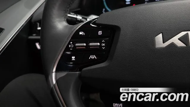 Kia Niro The All New — Фото автомобиля 30