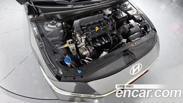 Hyundai Avante CN7 — Фото автомобиля 6