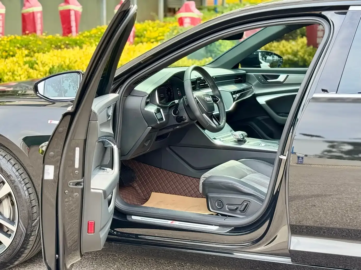Audi Audi A6L 2022 40 TFSI Luxury Dynamic — Фото автомобиля 4
