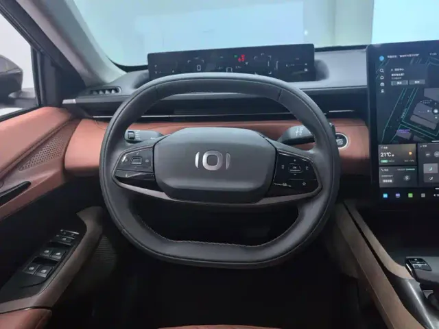 Changan Qiyuan A05 — Фото автомобиля 15