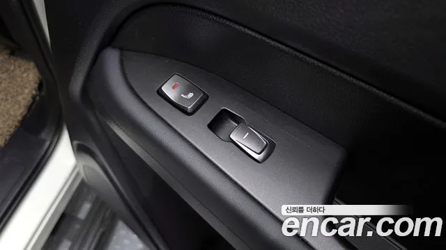 KG_Mobility_Ssangyong Rexton Новый Rexton Sport Дизель 2.2 4WD — Фото автомобиля 16
