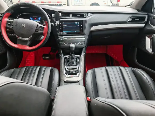 Peugeot 408 — Фото автомобиля 8