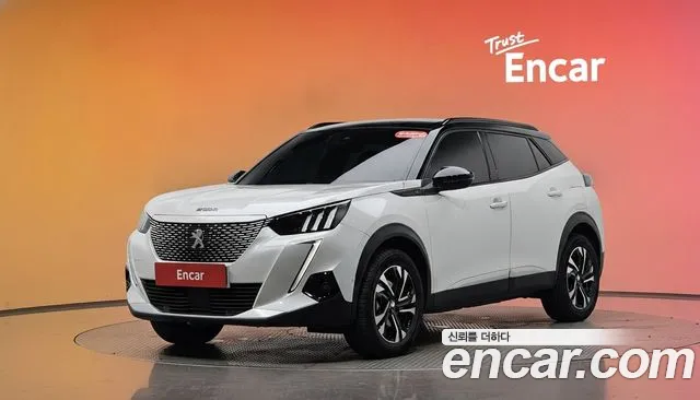 Фотография автомобиля — Peugeot 2008
