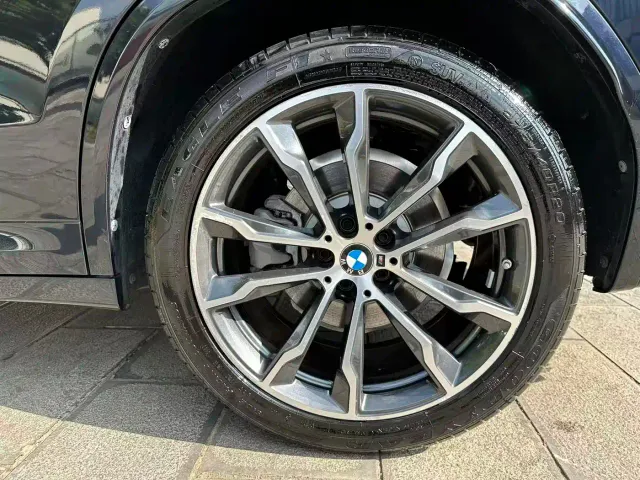 BMW X3 — Фото автомобиля 28