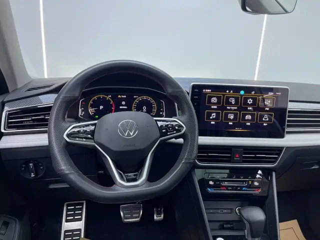 Volkswagen Tiguan L — Фото автомобиля 28