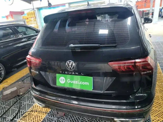 Volkswagen Tiguan L — Фото автомобиля 5