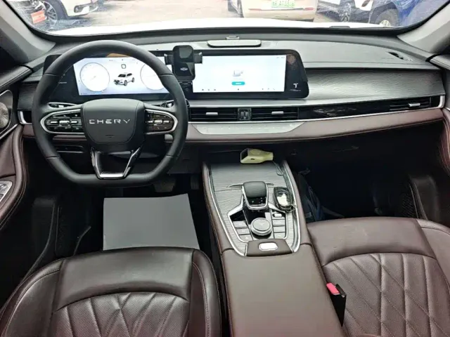 Chery Tiggo 8 PLUS — Фото автомобиля 9