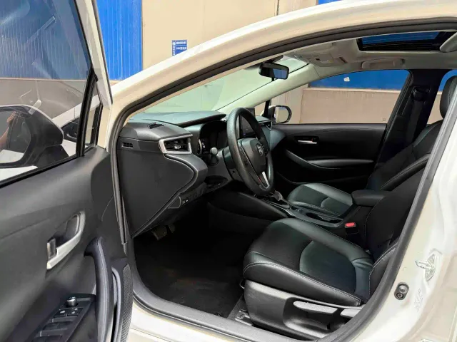 Toyota Corolla — Фото автомобиля 8